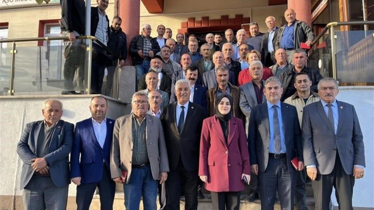 Bilecik Gölpazarı'nda Kaymakam Kılıç Muhtarlarla Bir Araya Geldi