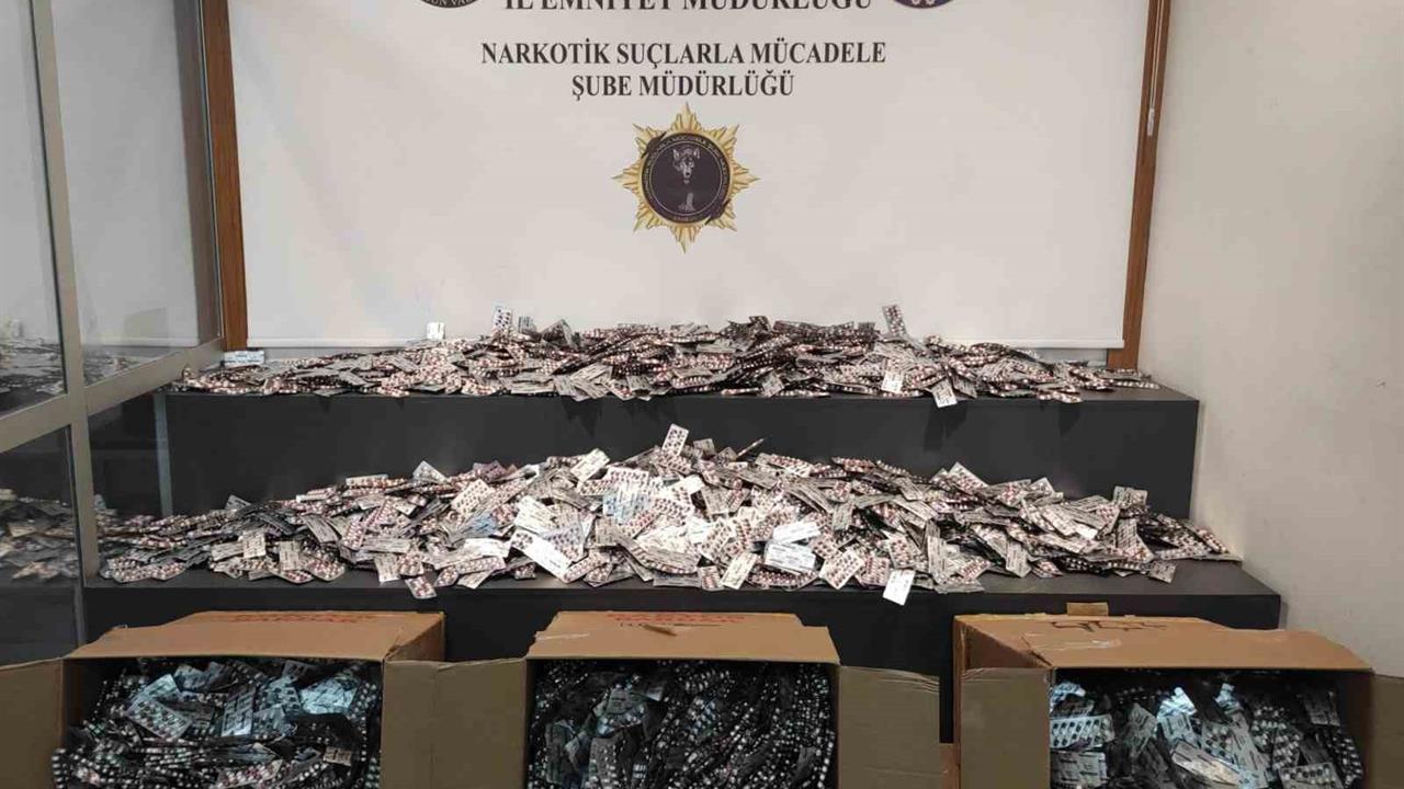 Samsun İl Emniyet Müdürlüğü, 110 Bin Uyuşturucu Hap Ele Geçirdi