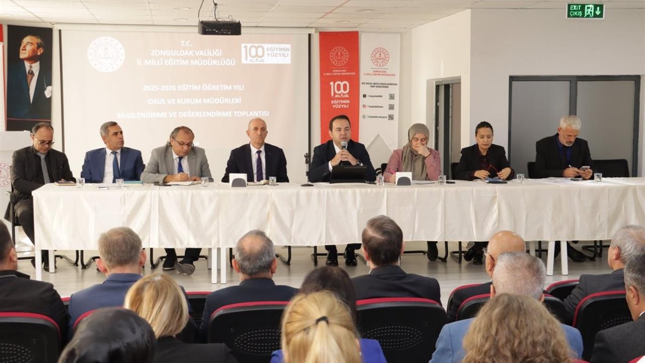 Zonguldak'ta Okul ve Kurum Müdürleri için Değerlendirme Toplantısı Gerçekleştirildi