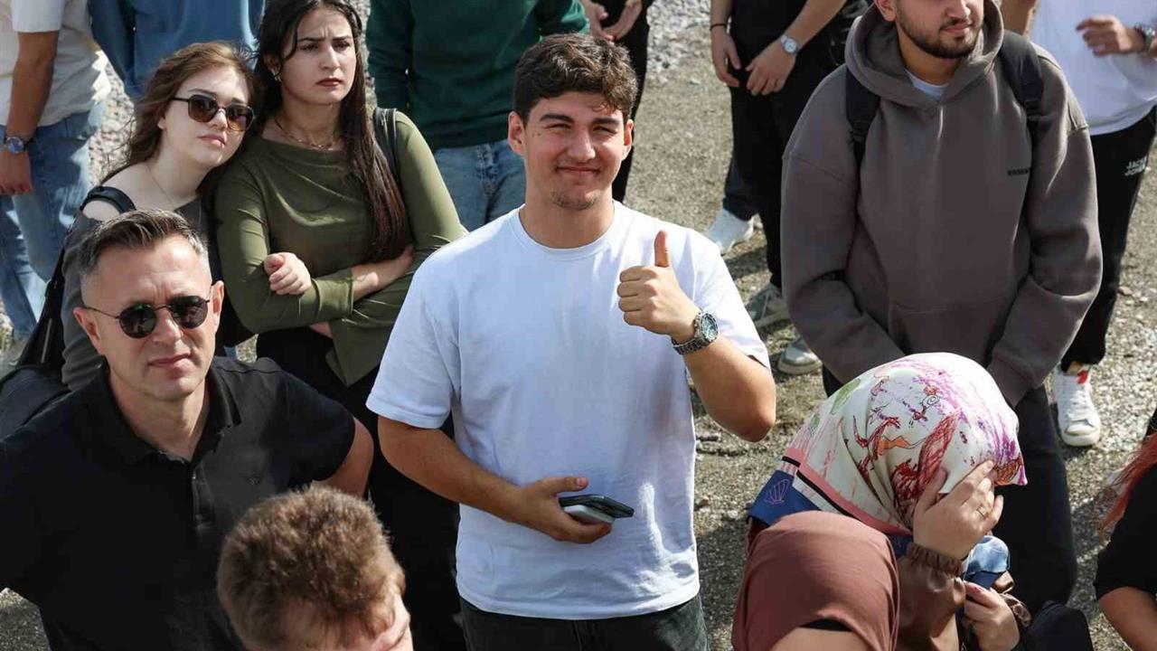 Sakarya Hendek'te Öğrenciler Yenilenebilir Enerji Tesislerini İnceledi