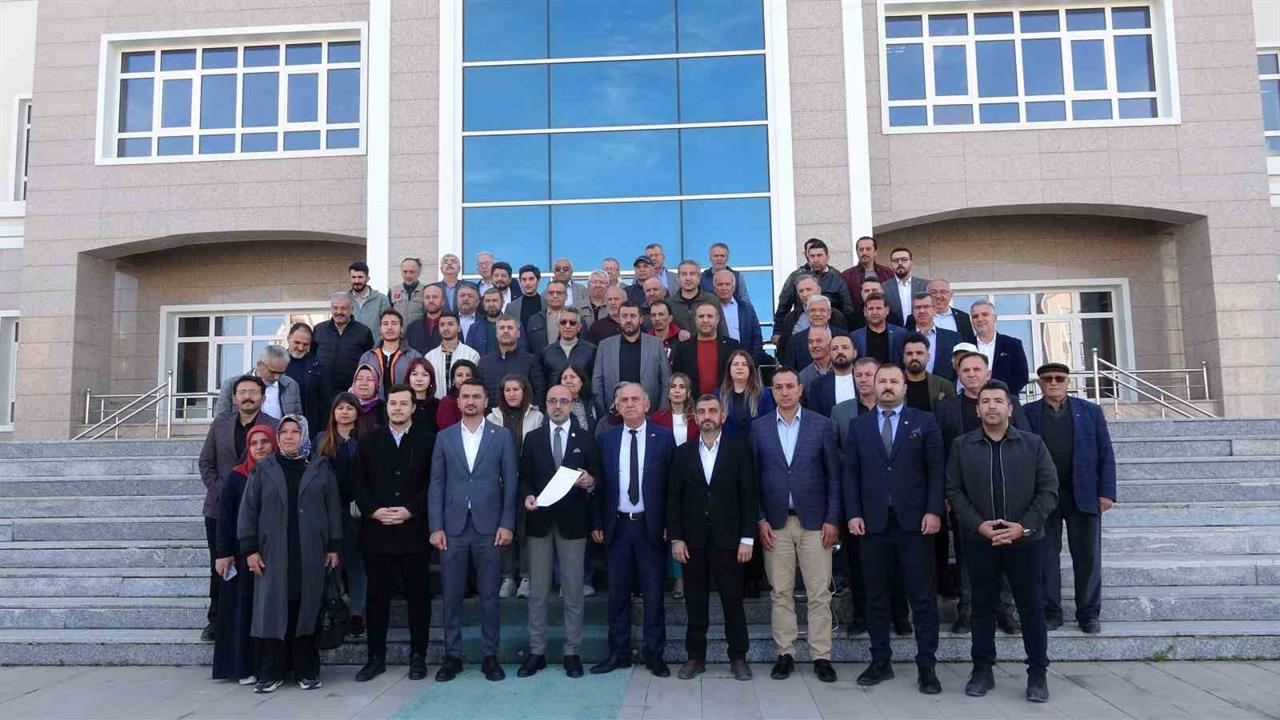 Burdur Merkez'de İçkili Yer Bölgesi Kararı Mahkemeye Taşındı