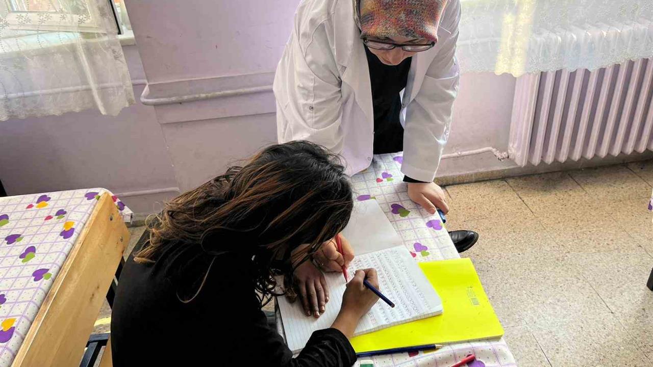 Eskişehir’de Sokakta Bulunan 176 Çocuk Eğitime Dahil Edildi