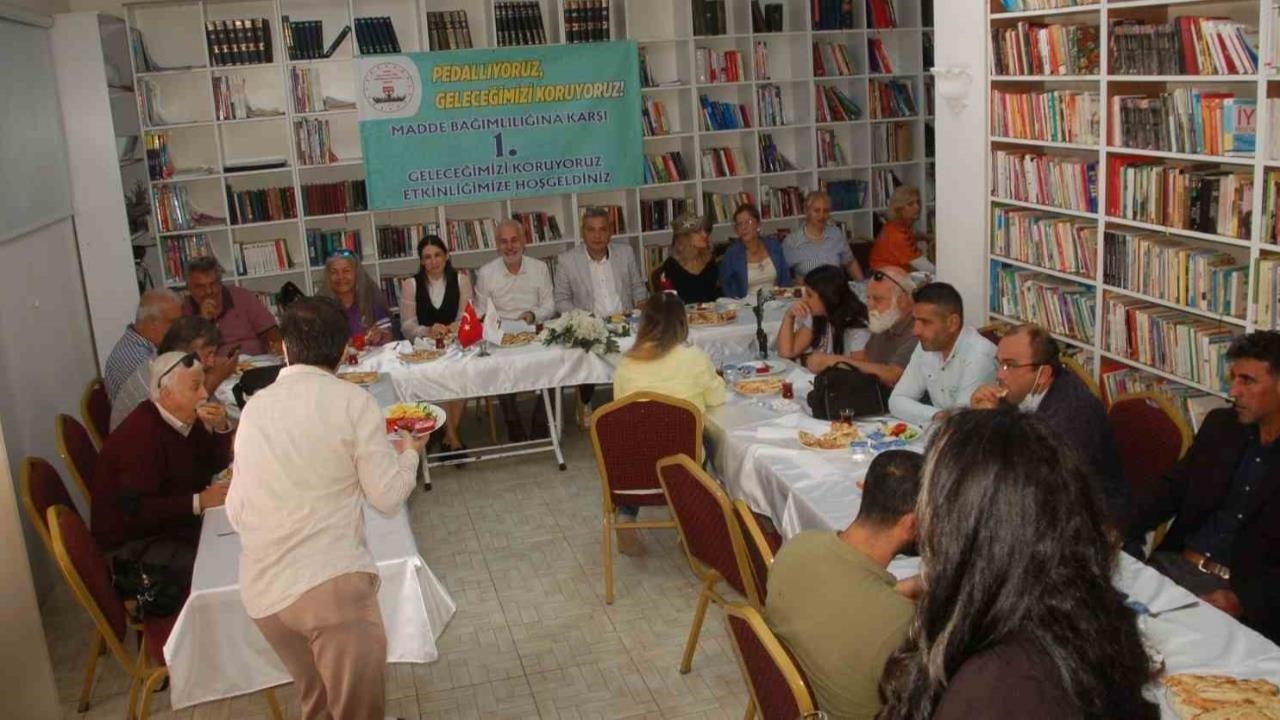 Pedallar "Bağımlılığa" Karşı Dönüyor: Mersin'de Umut Dolu Bisiklet Turu!