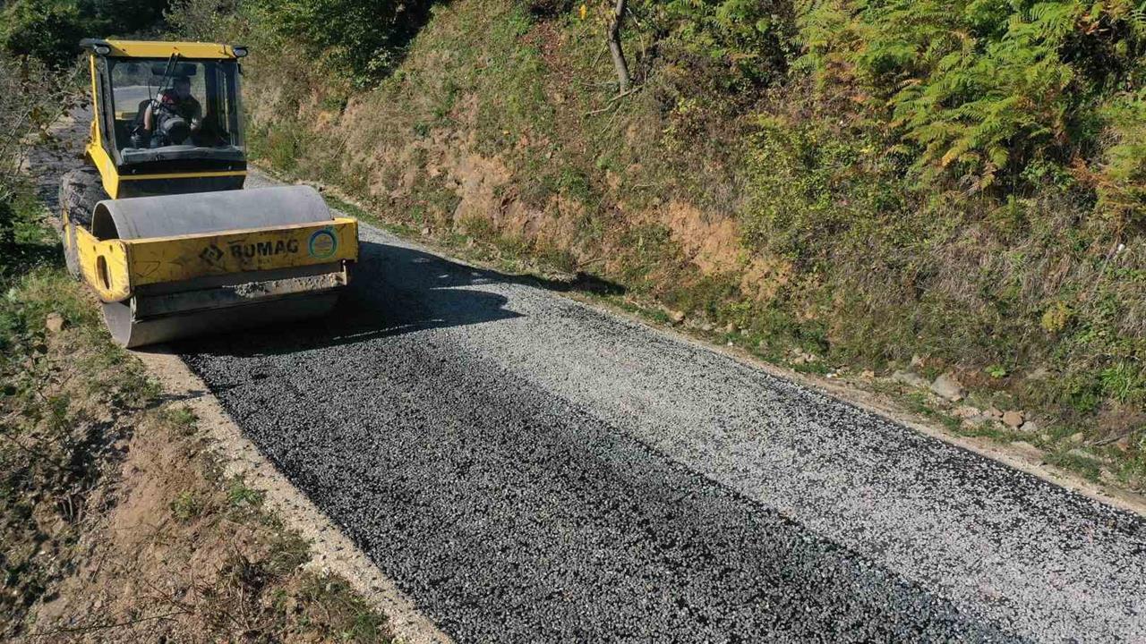 Ordu Merkez'de Sıcak Asfalt Çalışmaları Devam Ediyor