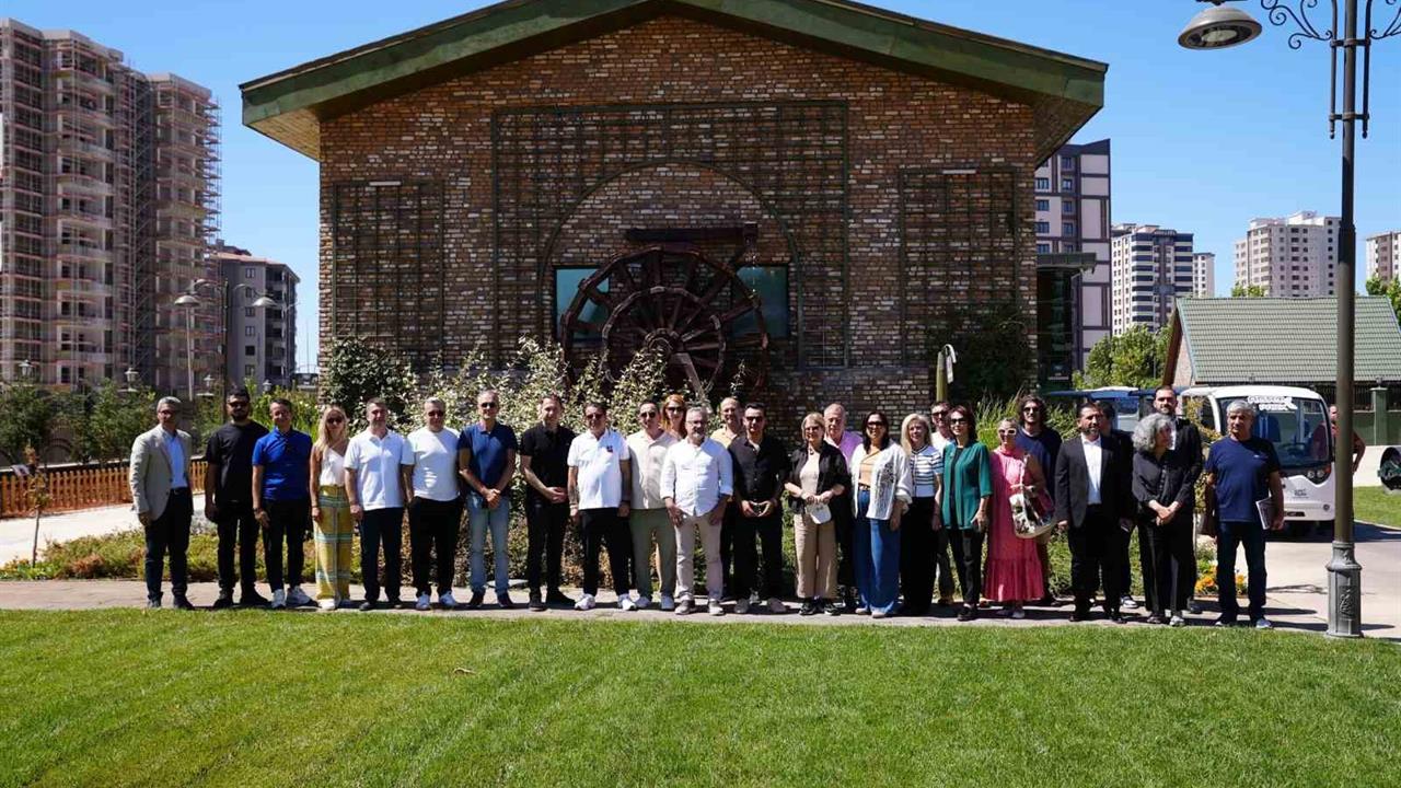 Gaziantep Şehitkamil'de Agro Park, Binlerce Ziyaretçiyi Ağırladı