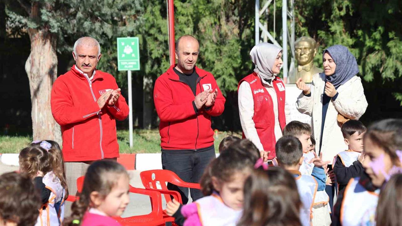 Elazığ'da Kızılay Haftası Kapsamında 100'den Fazla Okul Ziyareti Yapılacak