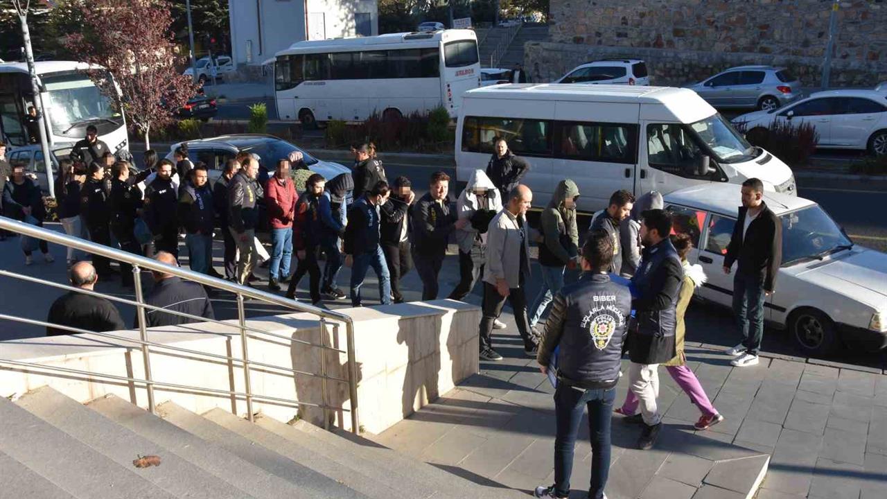 Nevşehir'de Kripto Dolandırıcılığı Yapan Çete Üyeleri Tutuklandı