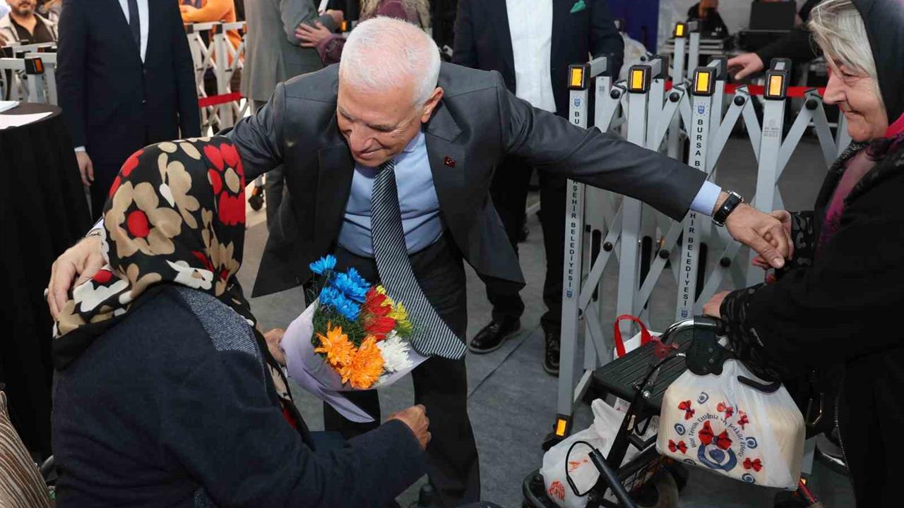 Bursa Kestel'de Başkan Bozbey, Üreticiler ve Esnafı Dinledi