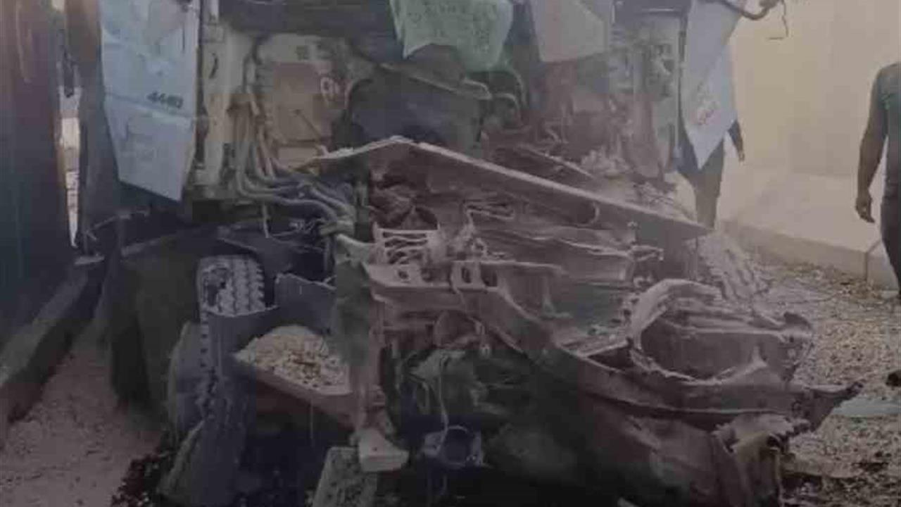 Mardin Dargeçit'te Freni Patlayan Kamyon, Hafriyat Kamyonuna Çarptı