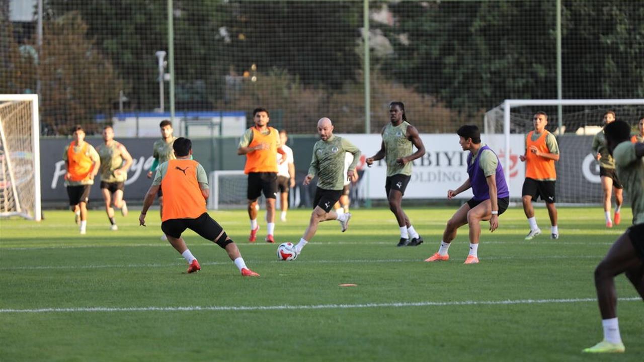 Alanyaspor, Gaziantep FK ile Oynayacağı Maç İçin Hazırlıklara Başladı
