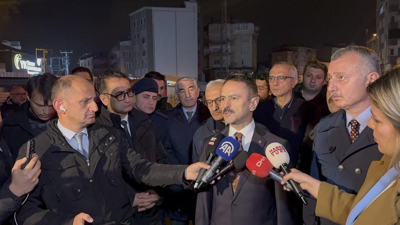 Kocaeli Gebze'de Kolonu Çatlayan Bina Tahliye Edildi