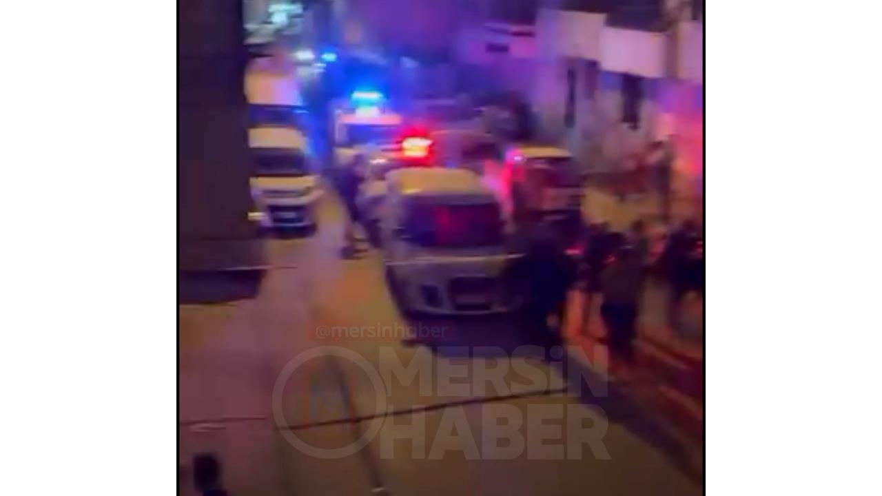 Mersin Akdeniz'de Gece Saatlerinde Gerçekleşen Silahlı Saldırıda 2 Yaralı