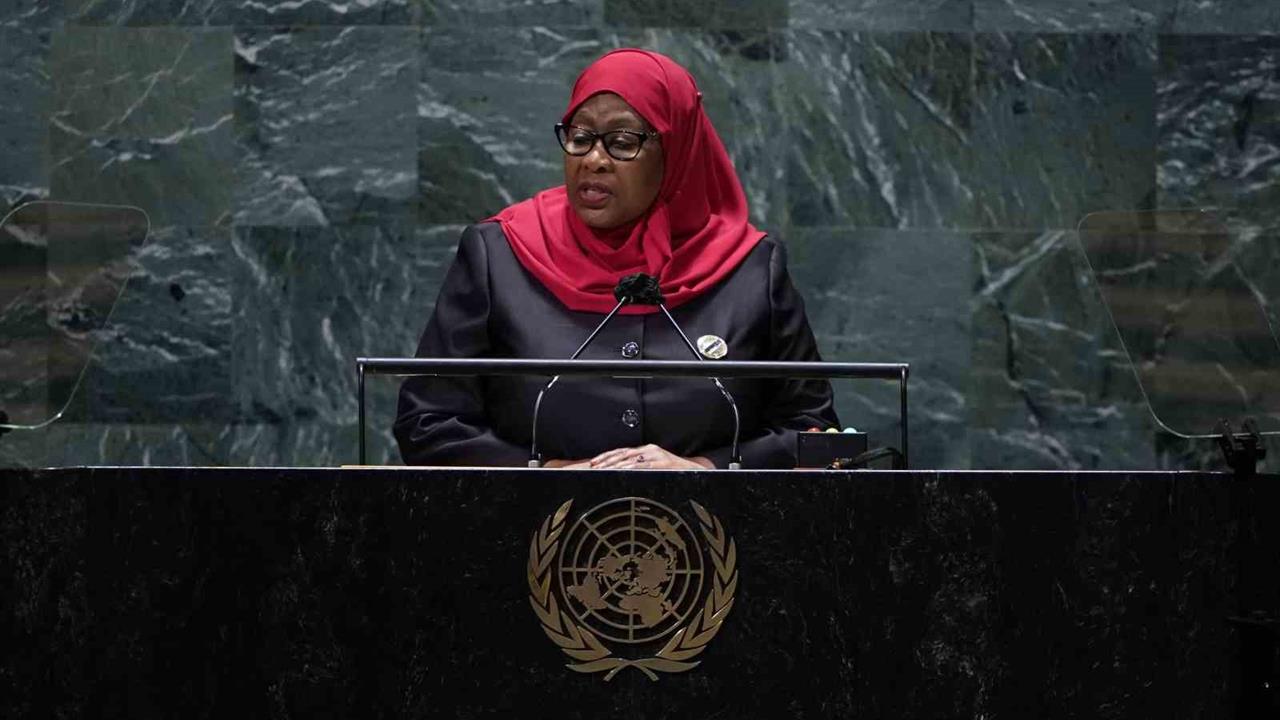 Tanzanya'da Samia Suluhu Hassan, Seçimi Yüzde 98 Oyla Kazandı