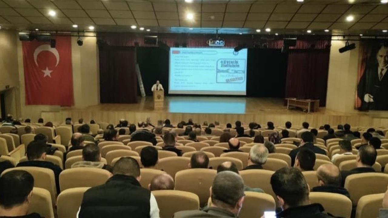 Eskişehir'de Yurtlarda Görev Yapan Güvenlik Görevlilerine Eğitim Düzenlendi