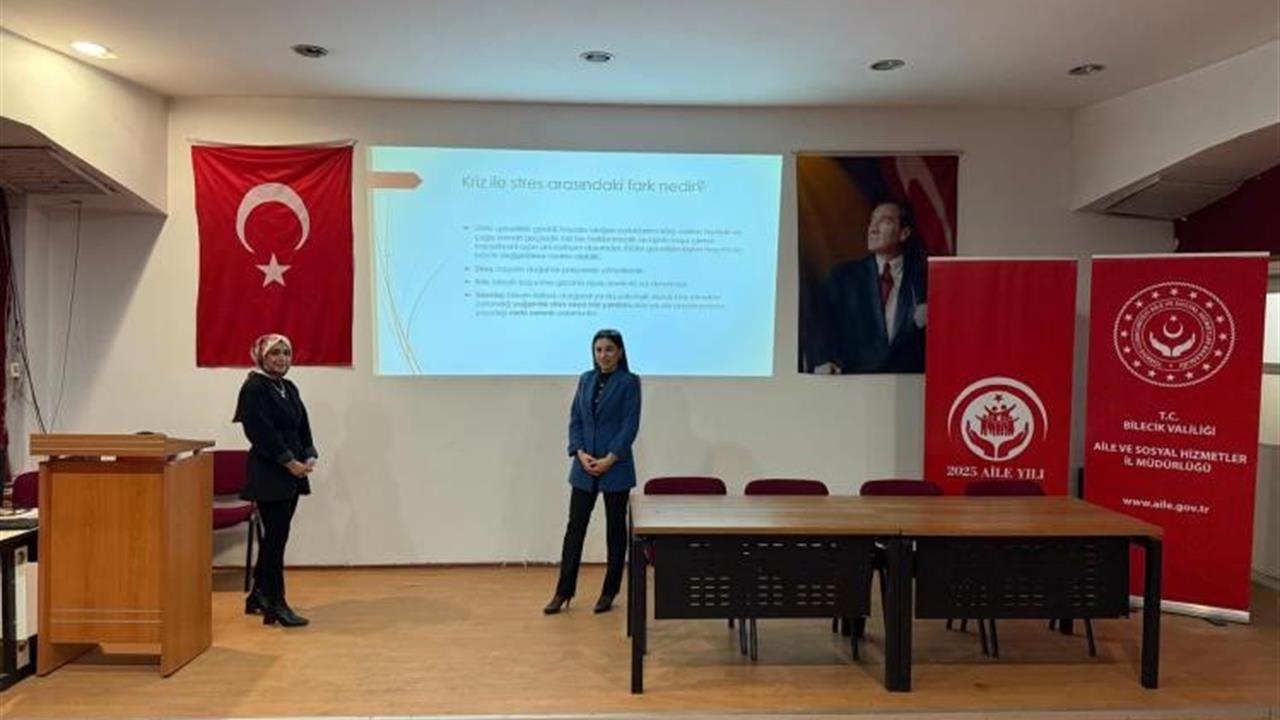 Bilecik'te Kriz ve Krize Müdahale Eğitimi Halk Eğitim Merkezinde Düzenlendi