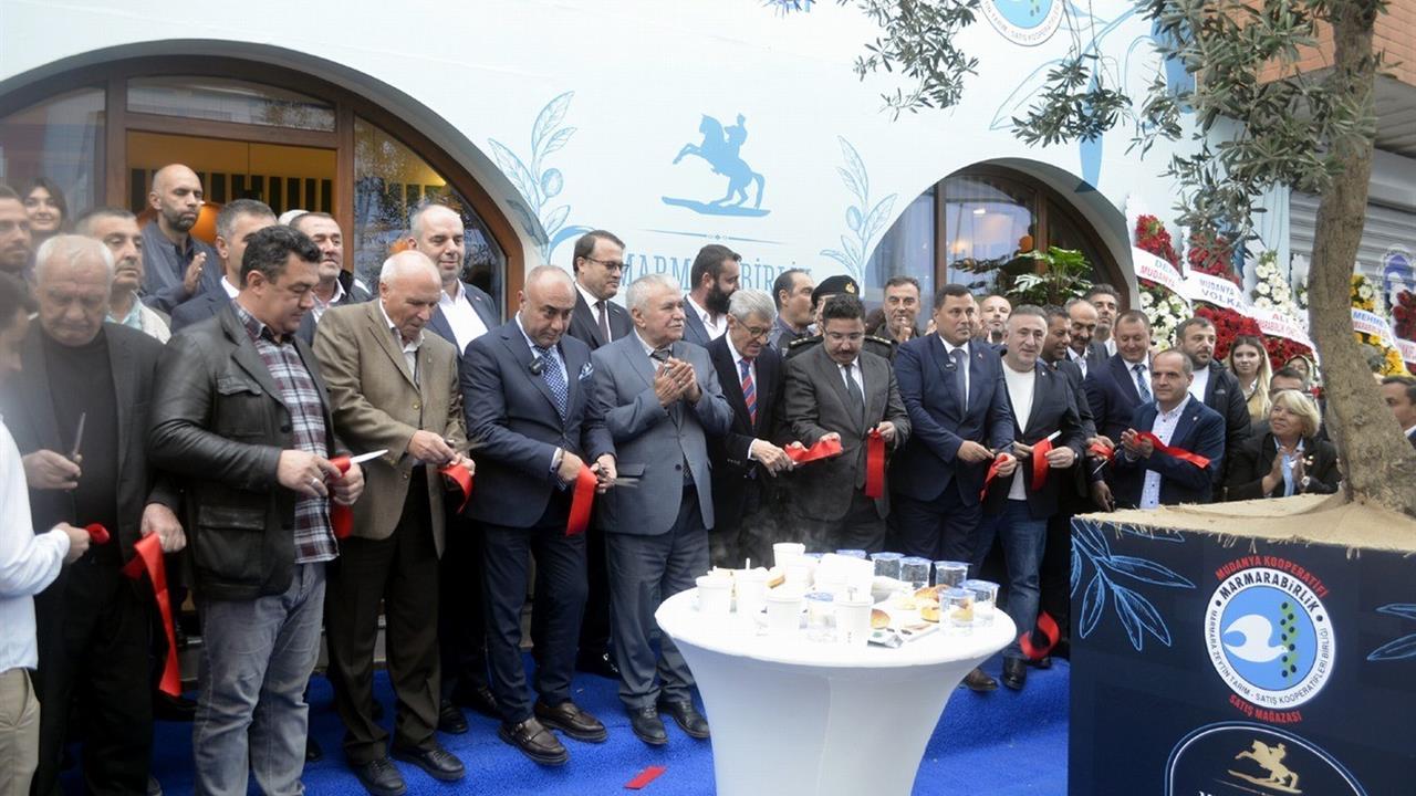 Mudanya'da Zeytin Kooperatifi, Yeni Satış Mağazasını Hizmete Sundular