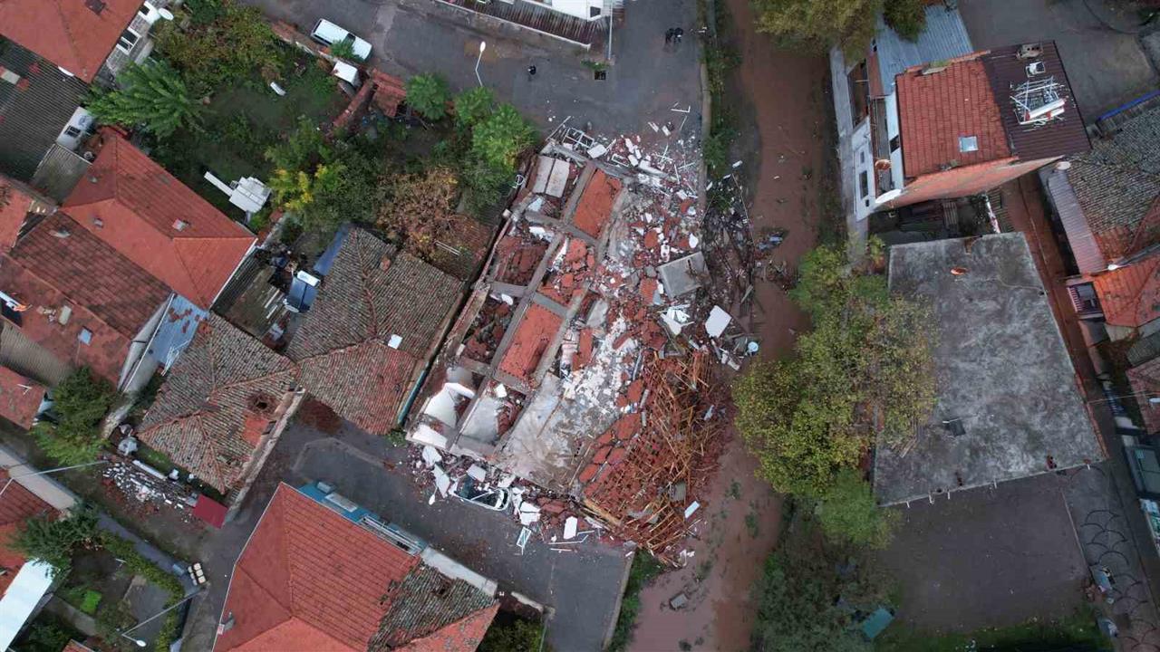 Balıkesir Sındırgı'da Deprem Sonrası Hasar Tespit Çalışmaları Tamamlandı