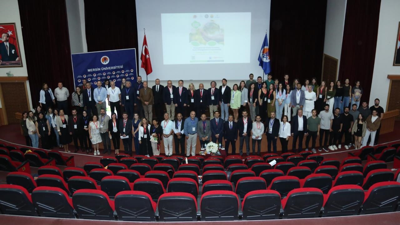 Mersin'de Döngüsel Ekonomi, Atık Yönetimi ve Sürdürülebilirlik Sempozyumu Düzenlendi