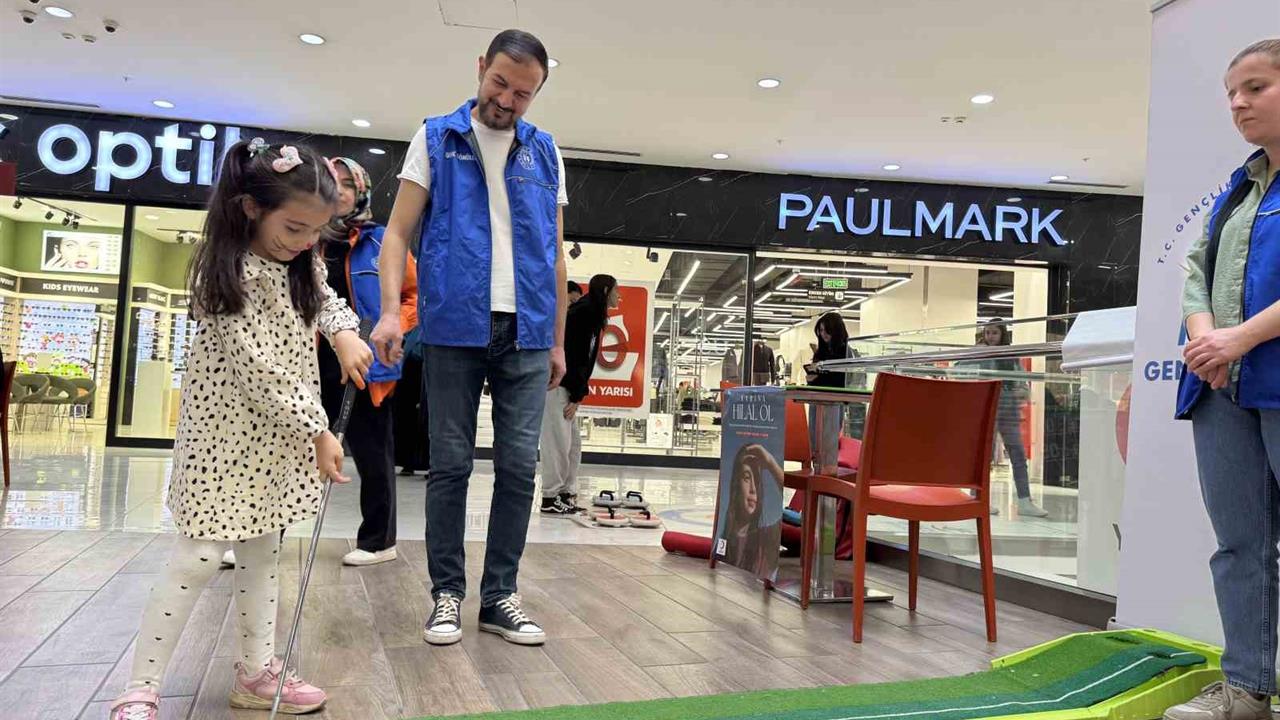 Mardin'de Kızılay Haftası Kapsamında Farkındalık Etkinliği Düzenlendi