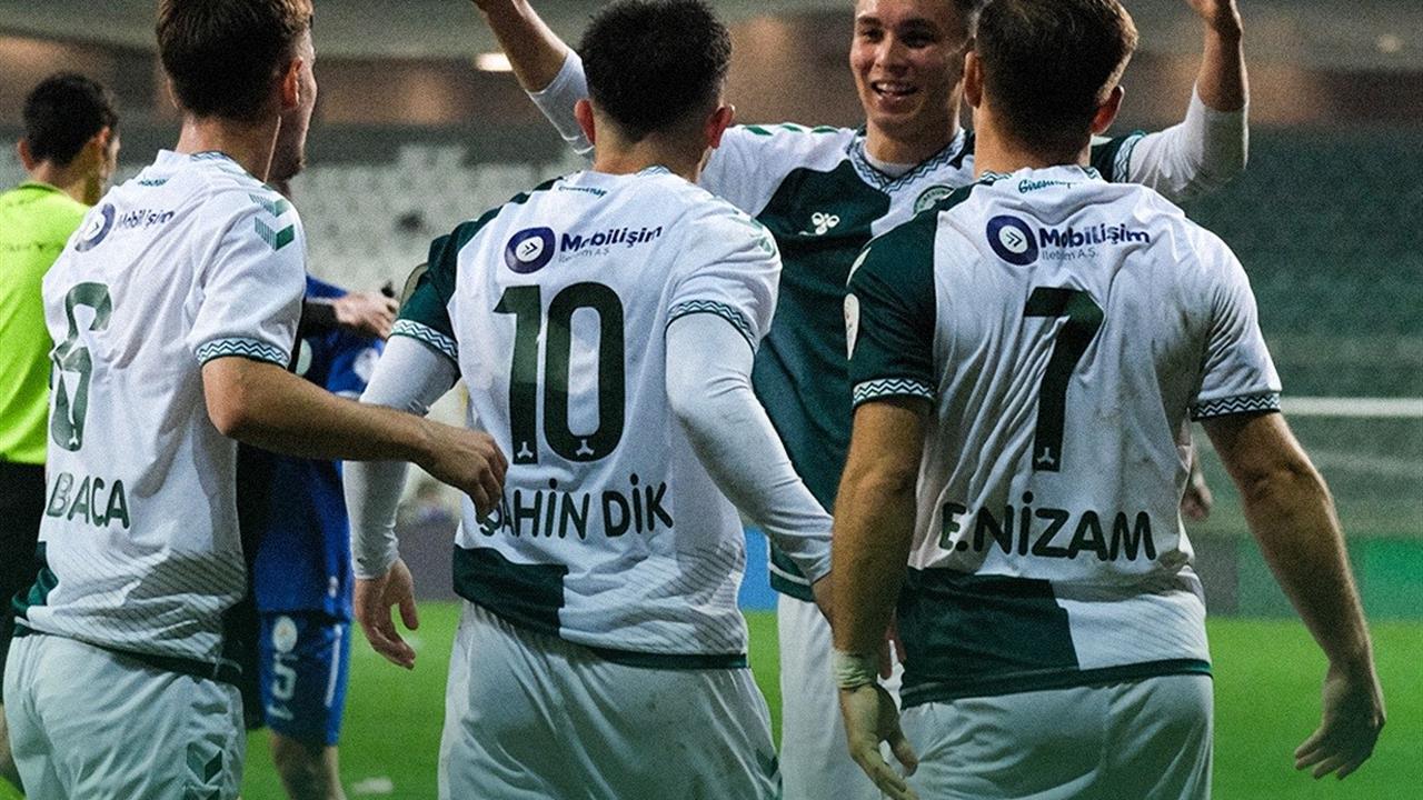 Giresunspor, Pazarspor'u 1-0 Yenerek 3. Lig'de Üst Sıralara Yükseldi