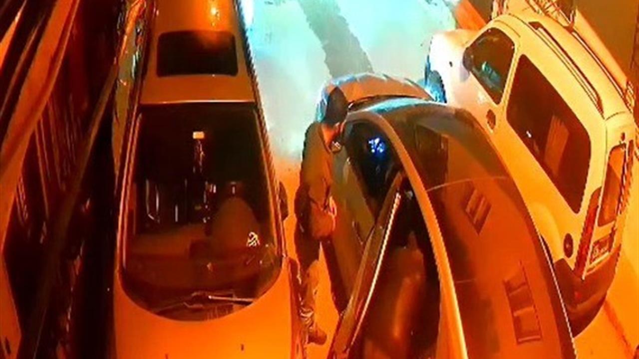 Kocaeli Gebze'de Gece Yarısı Havai Fişek Patlatıldı, 3 Bebek Korktu
