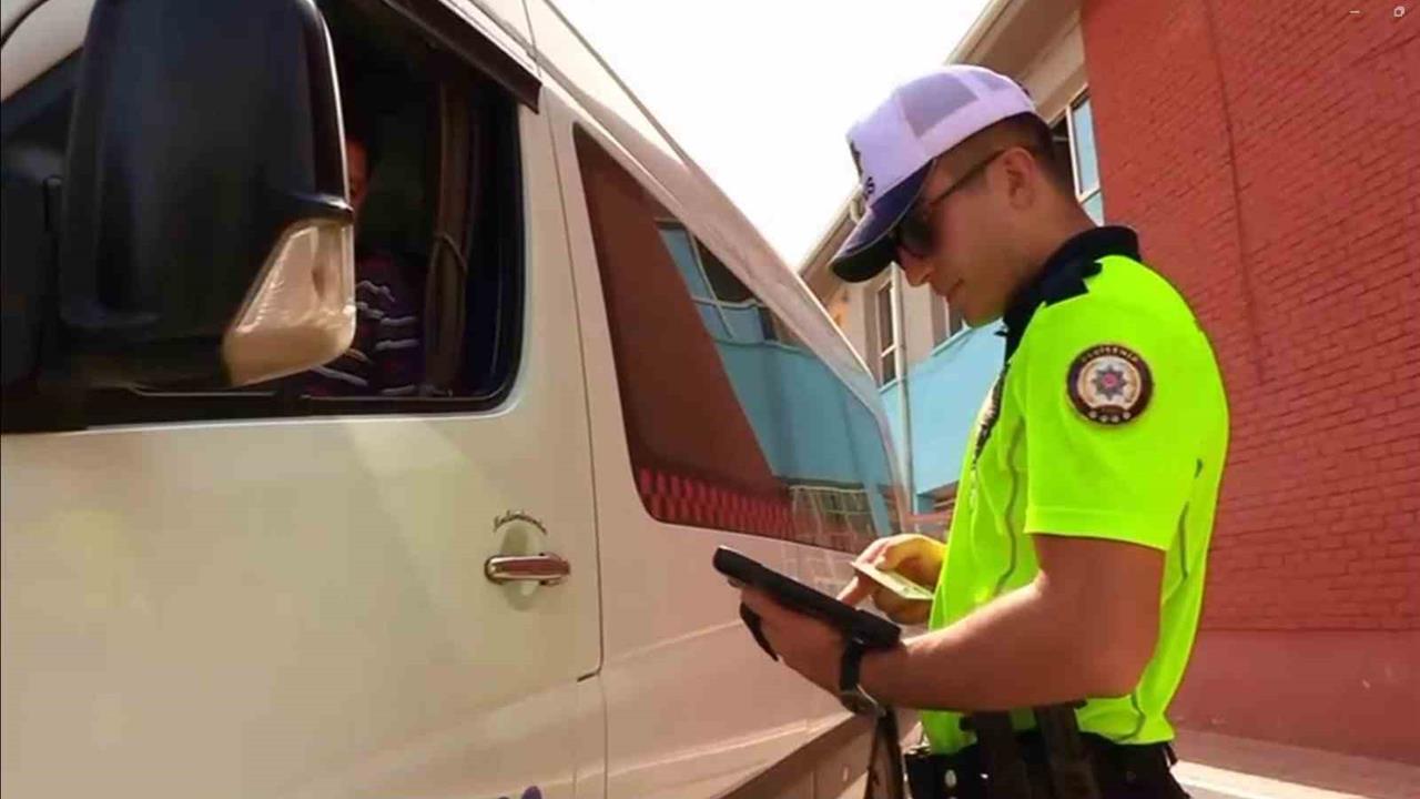 Eskişehir'de Okul Çevrelerinde Yapılan Denetimlerde 11 Bin 154 İnceleme Gerçekleştirildi