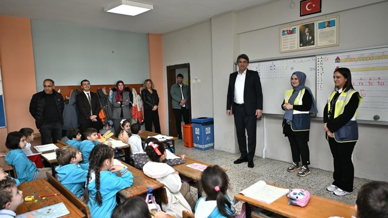 Kartepe'de Çocuklara Çevre Bilinci Eğitimi Verildi