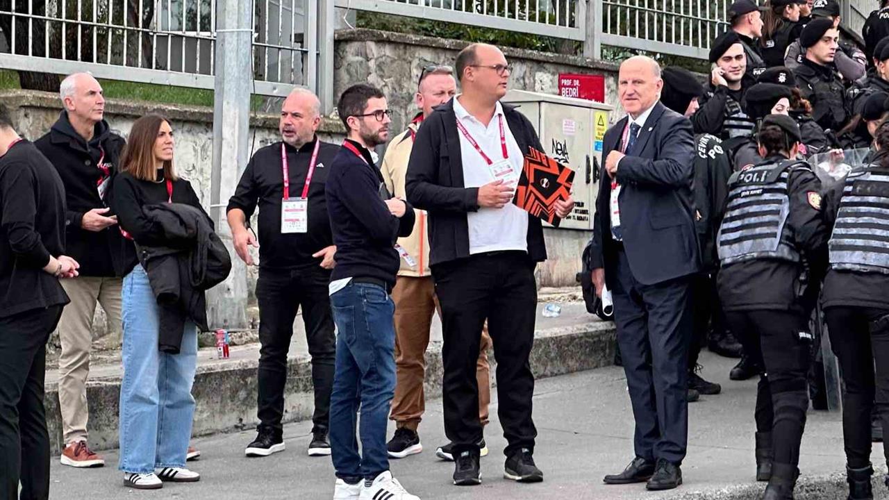 İstanbul Beşiktaş'ta UEFA Heyeti, Avrupa Finali İçin Derbi Provası Düzenleyecek