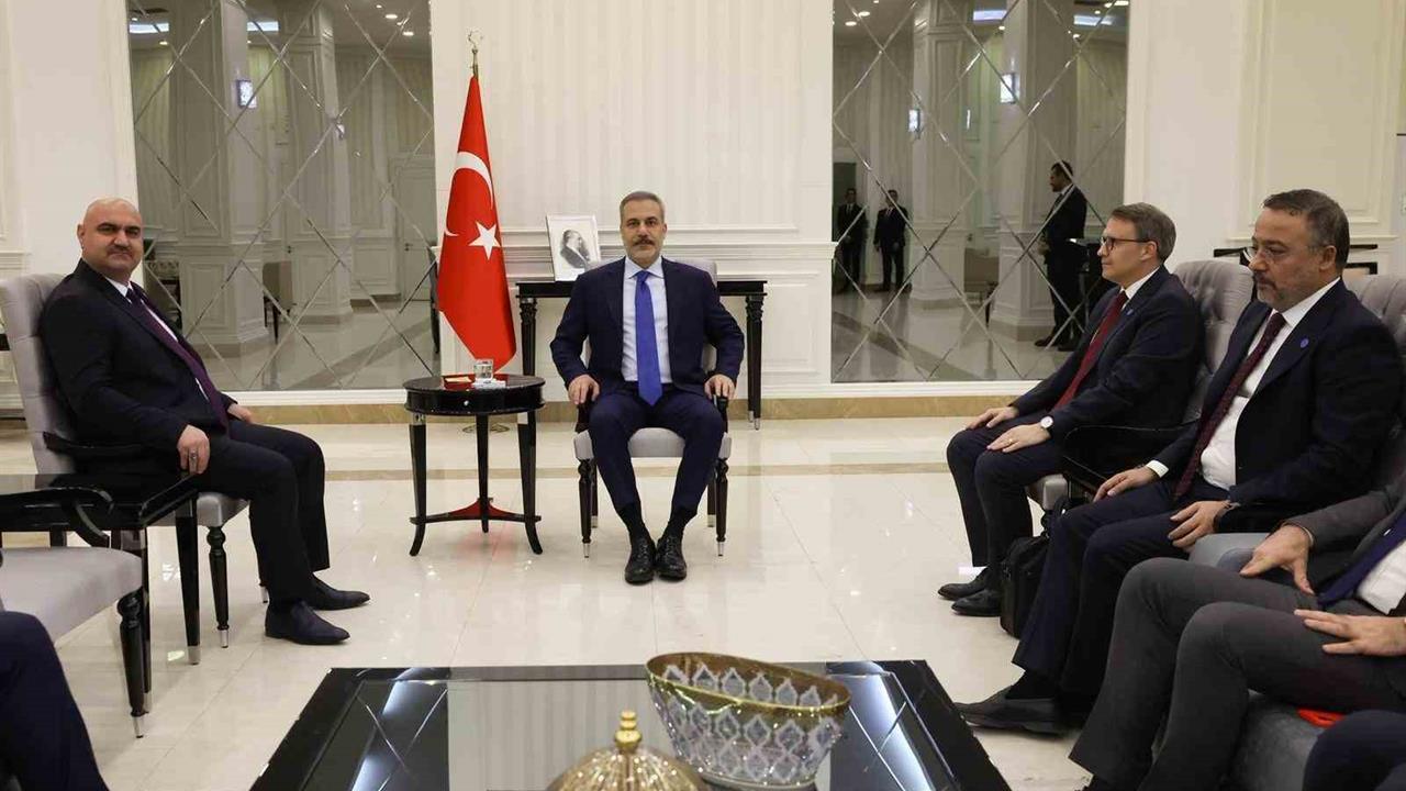 Dışişleri Bakanı Hakan Fidan, Irak Türkmen Cephesi Başkanı Mehmet Seman Ağaoğlu ile Bir Araya Geldi