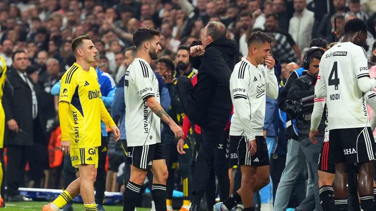 İstanbul'da Hakem Ali Yılmaz, Sergen Yalçın'ı Tribüne Gönderdi