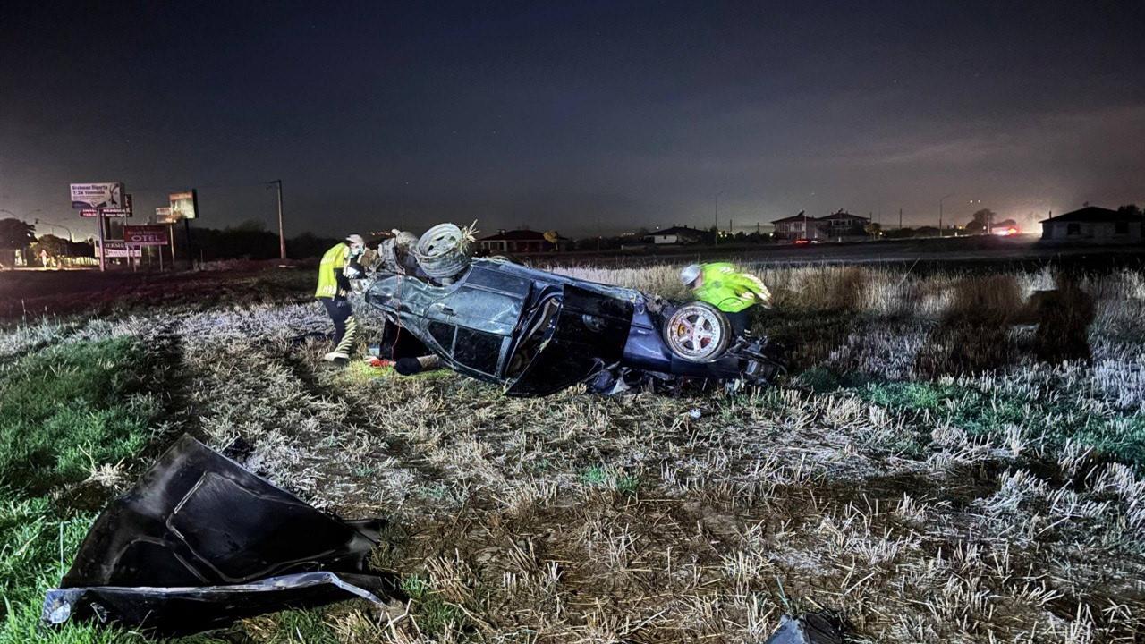 Erzincan Yoğurtlu Mahallesi'nde Takla Atan Otomobilde 2 Yaralı
