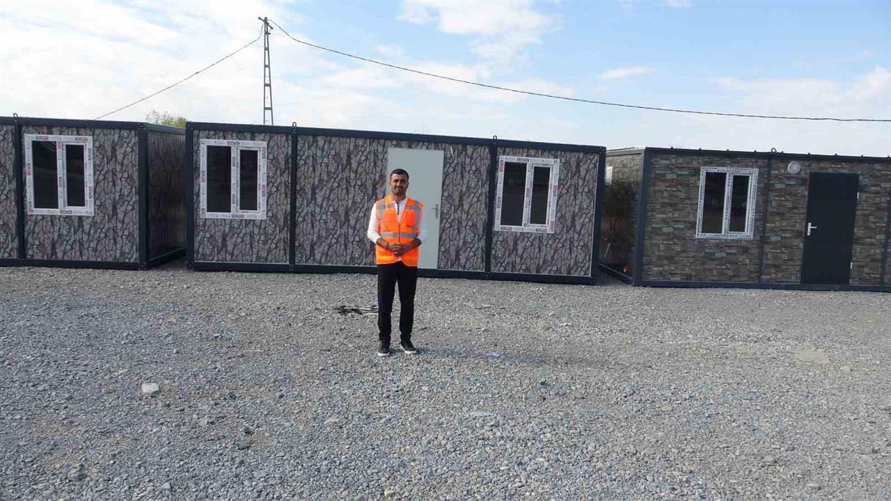 Malatya'da Barınma İhtiyacına Yönelik Konteyner Üretiminde Seri Üretime Geçildi