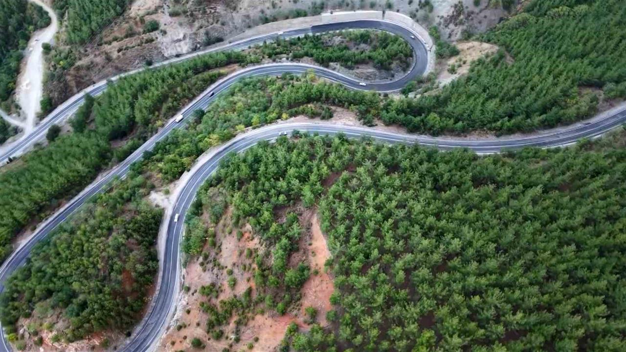 Adana Feke'de Dokuzdolambaç Virajları Doğaseverleri Büyüledi