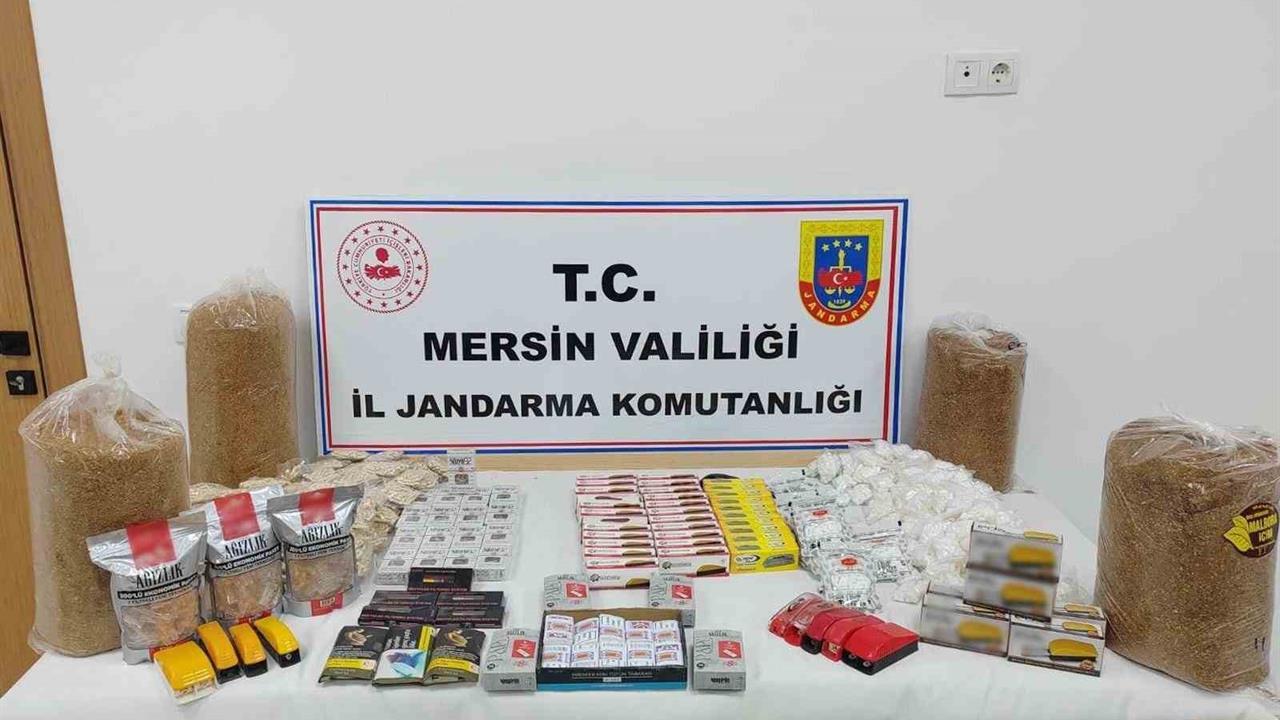 Mersin Bozyazı'da Jandarma Ekipleri Kaçak Tütün ve Sigara Sarma Makineleri Ele Geçirdi