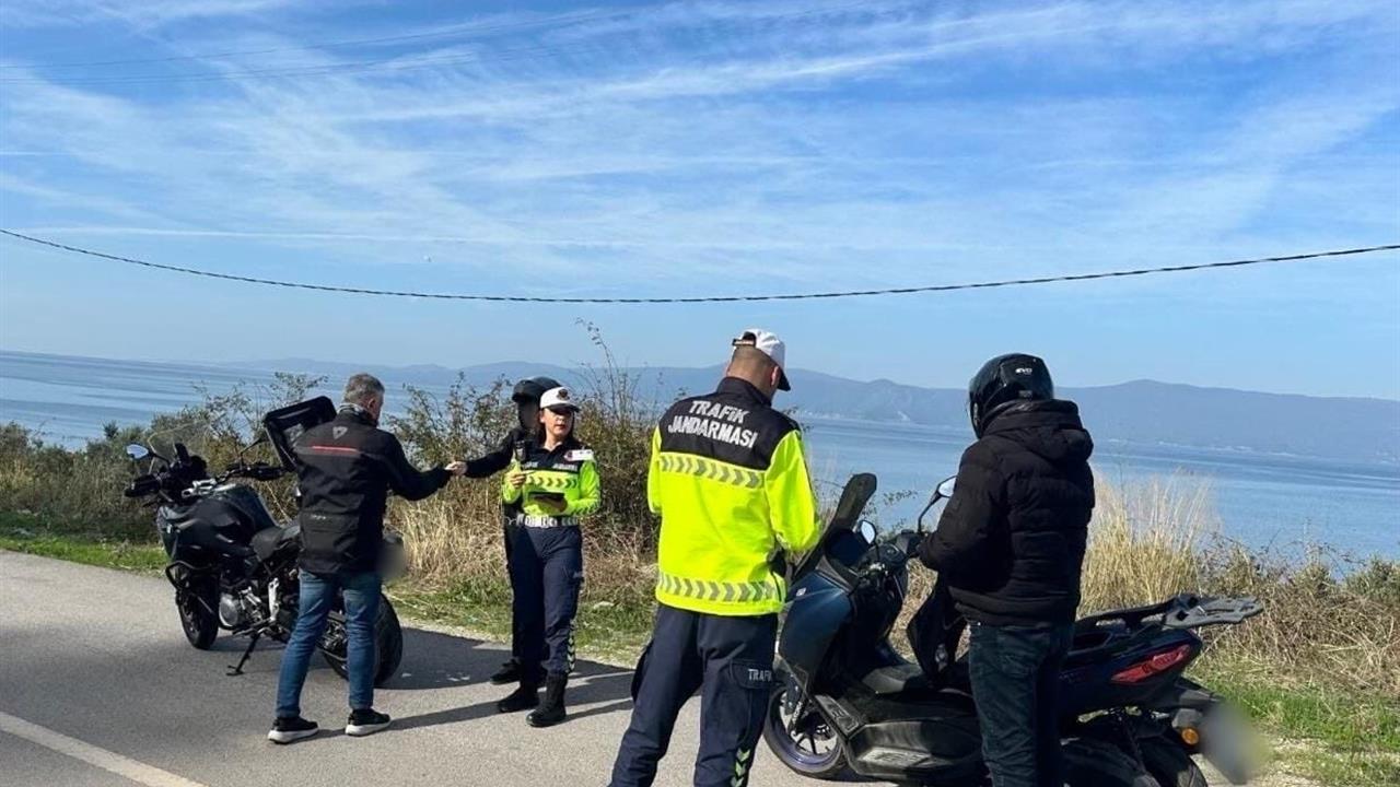 Bursa'da Servis Araçları ve Motosikletlere Yönelik Denetimler Devam Ediyor