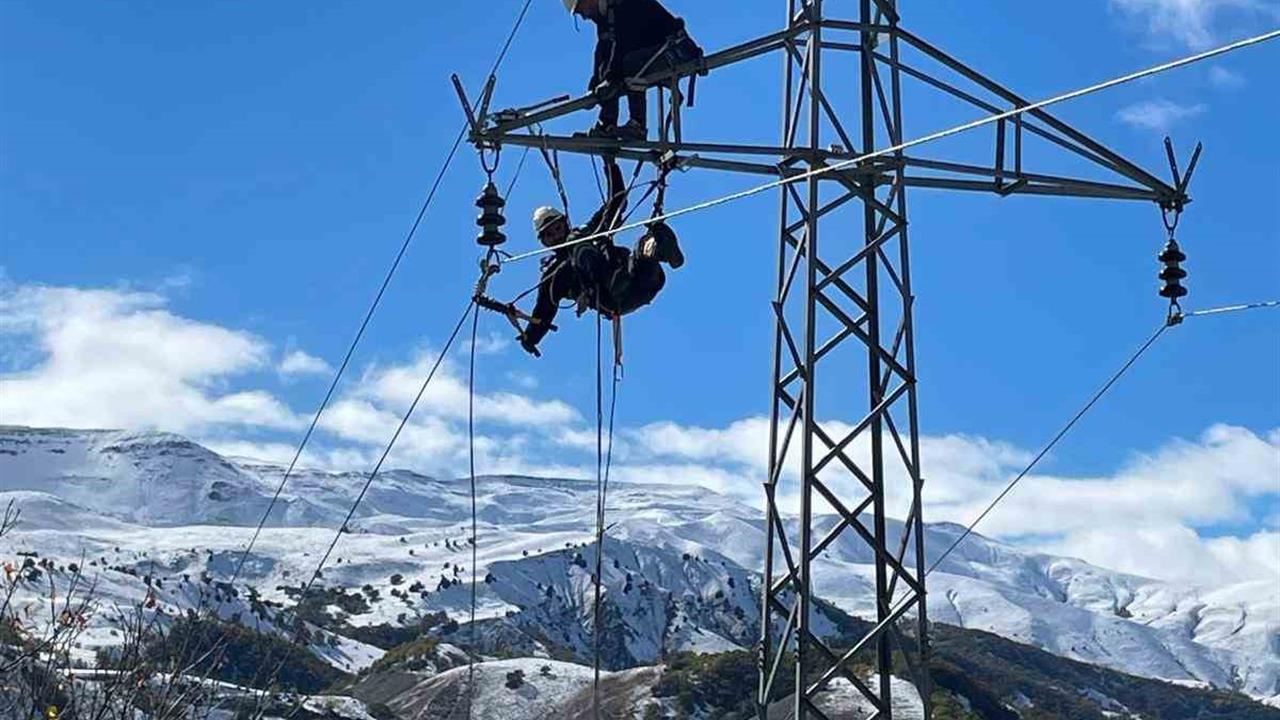 Bingöl'de Fırat EDAŞ, Planlı Bakım Çalışmalarıyla Enerji Altyapısını Güçlendiriyor
