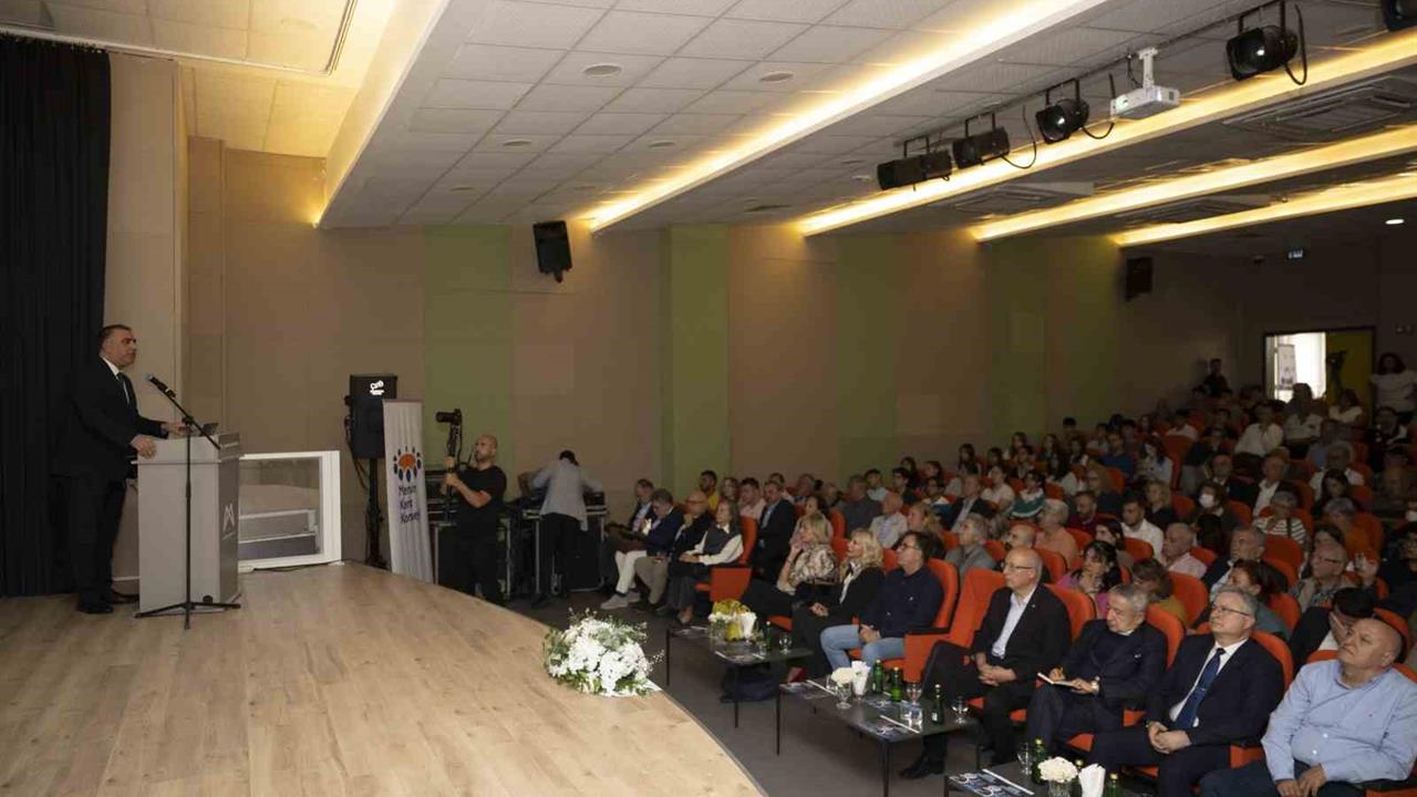 Mersin'de 2. Kent ve Denizcilik Konferansı Gerçekleştirildi