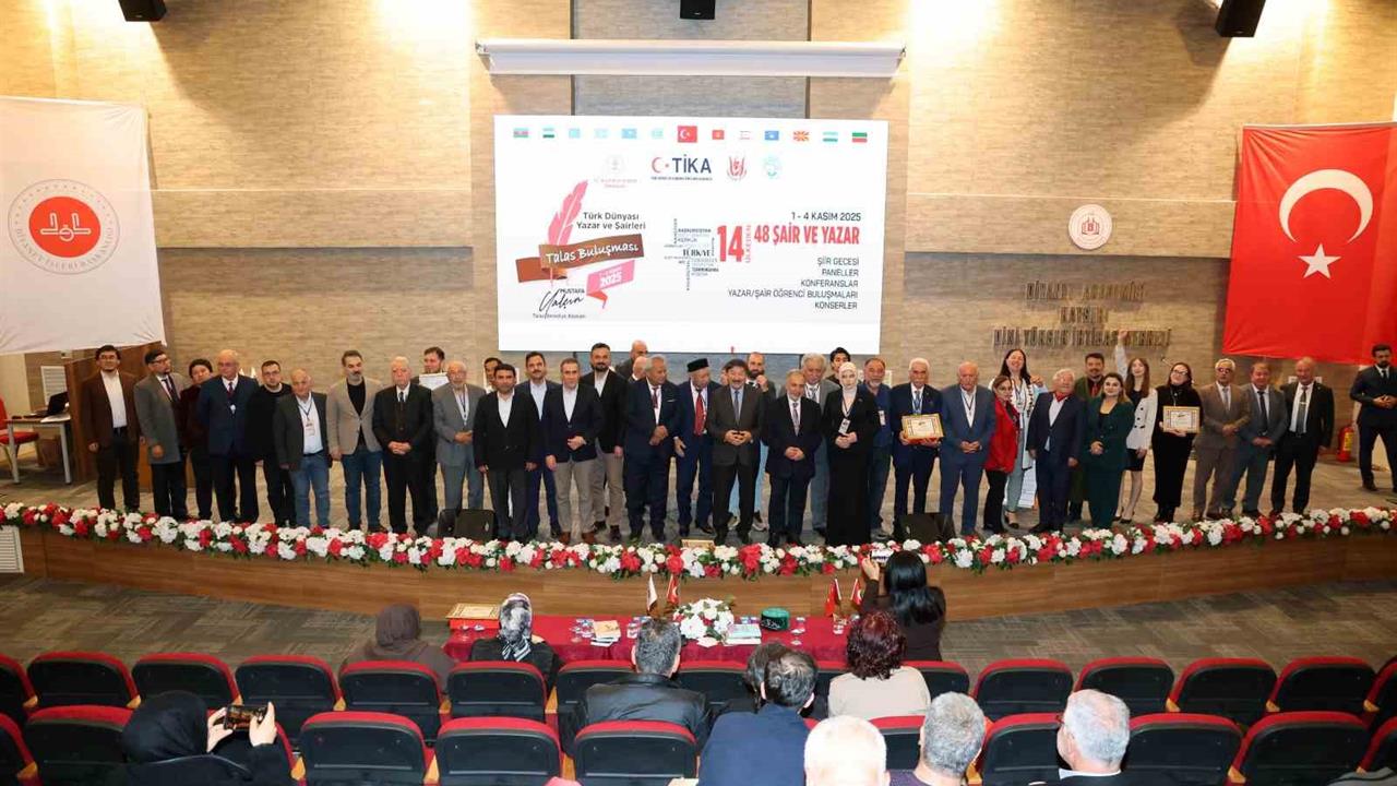 Talas'ta Şiir ve Kardeşlik Temalı Etkinlik Gerçekleşti