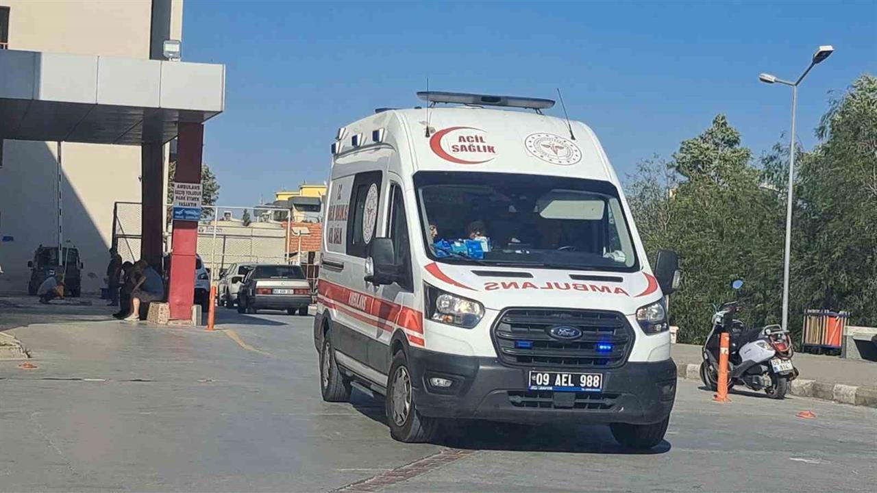 Söke Sazlı Mahallesi'nde İş Makinesi Devrilmesi Sonucu 3 İşçi Yaralandı