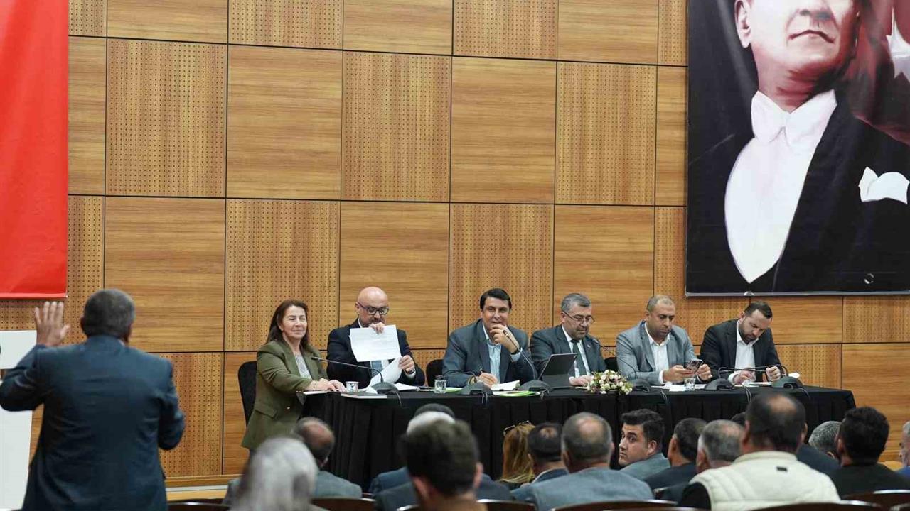 Gaziantep Şehitkamil'de Umut Yılmaz Muhtarlarla Toplantı Yaptı