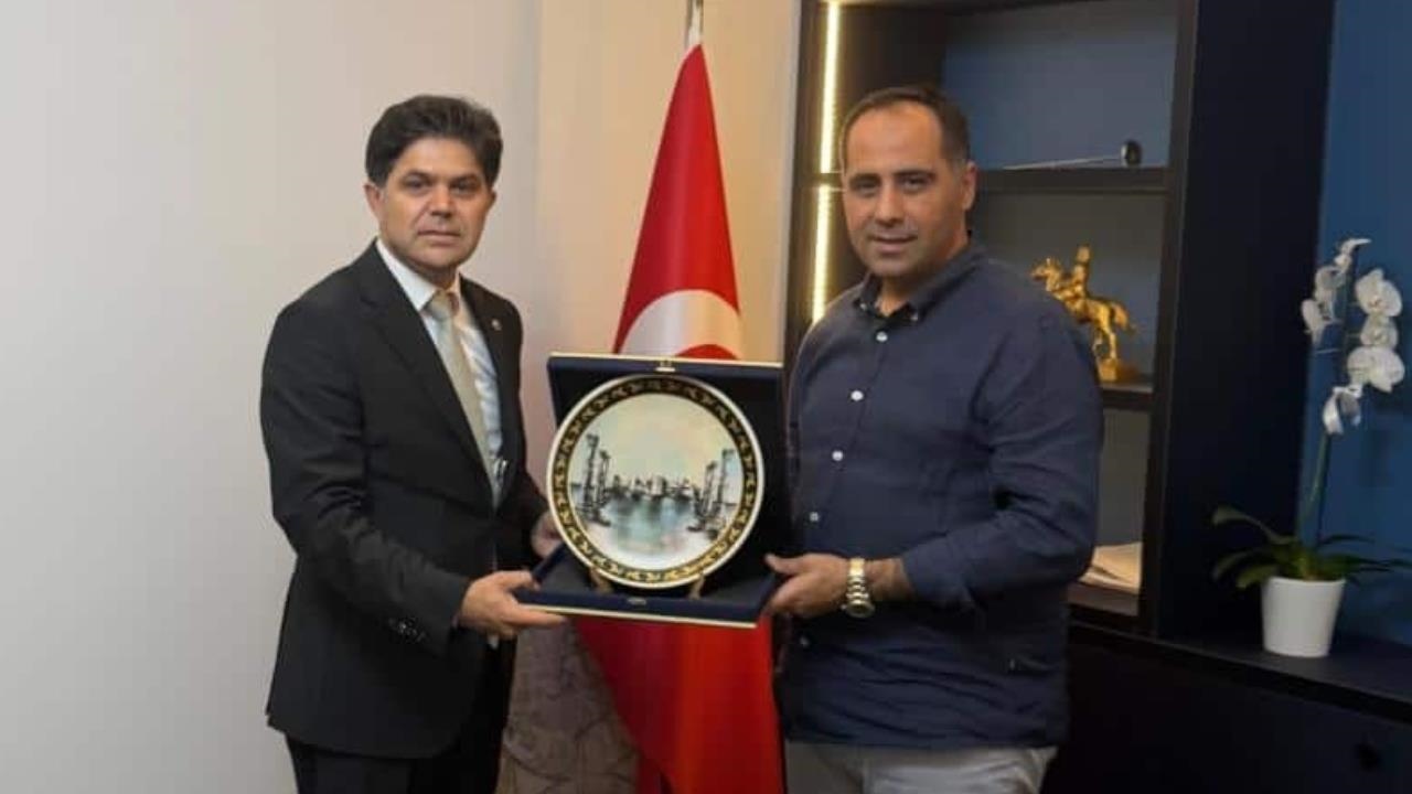 Mersin İl MillÎ Eğitim Müdürü Muhammed Özdemirci, AK Parti Mersin Milletvekili Ali Kıratlı'yı Ziyaret Etti