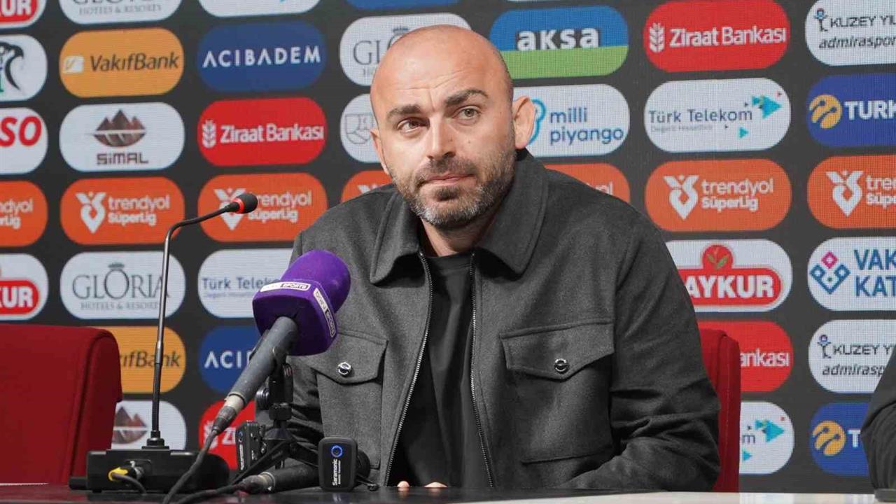 Rize Çaykur Rizespor ile Fatih Karagümrük Maçında Korkmaz, "Durumumuzu Kabullenmiyorum" Dedi