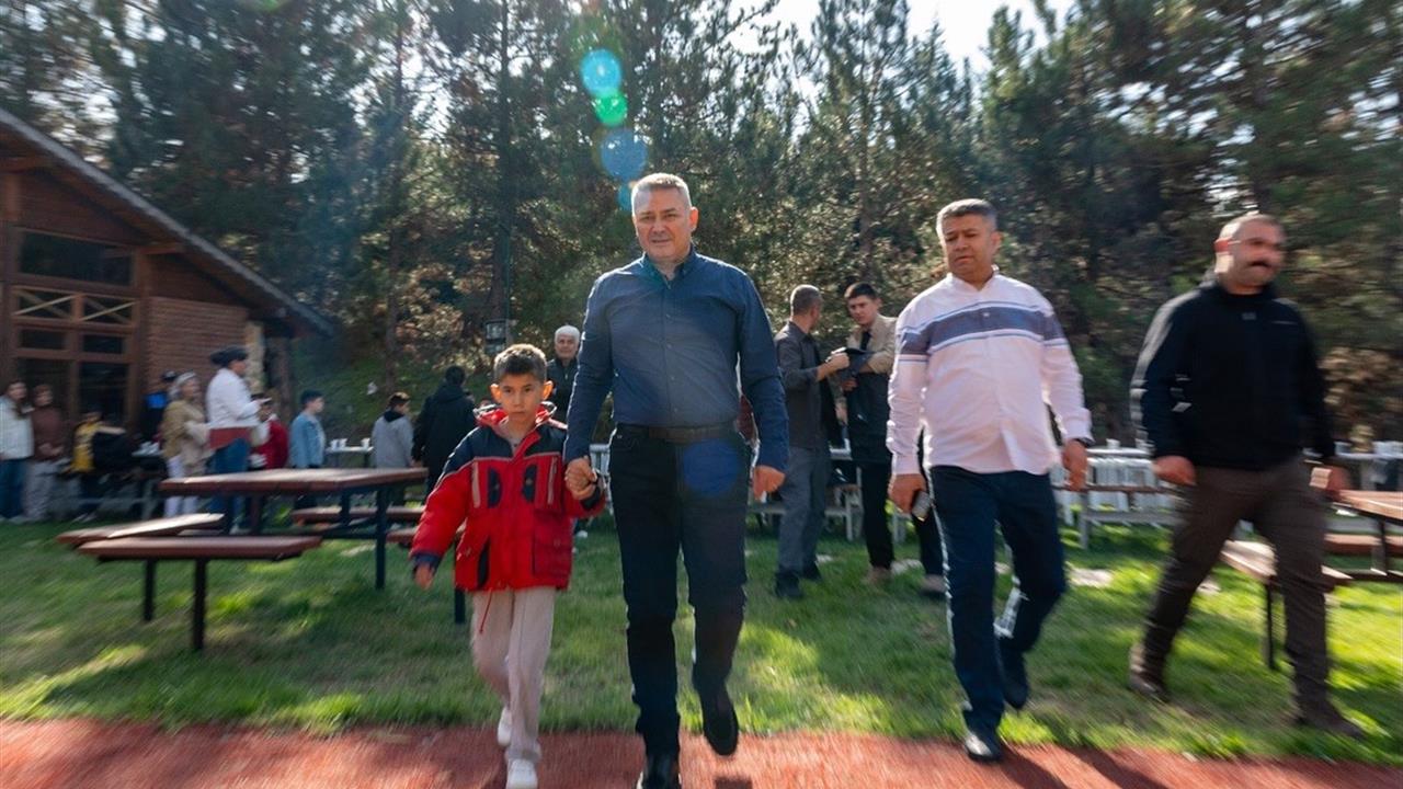 Bilecik Bozüyük'te Emniyet, Çocuk Evlerinde Etkinlik Düzenledi