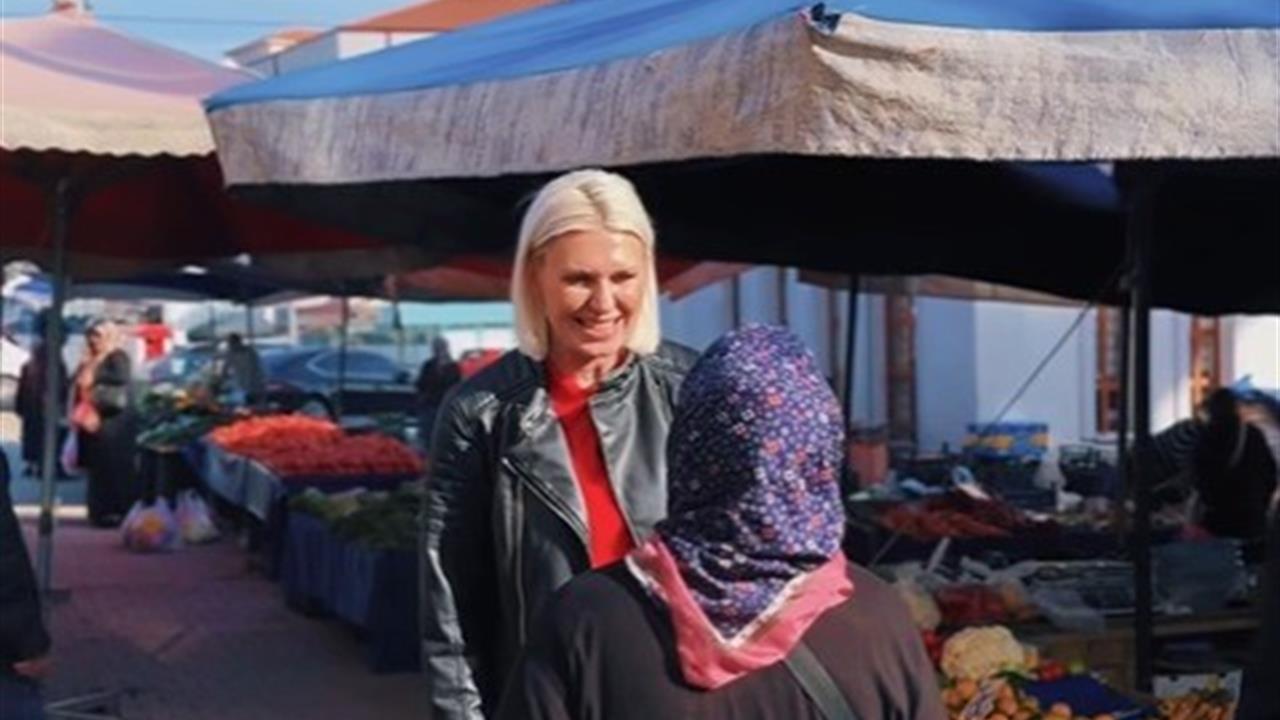 Bilecik'te Başkan Subaşı, Semt Pazarında Esnafla Buluştu