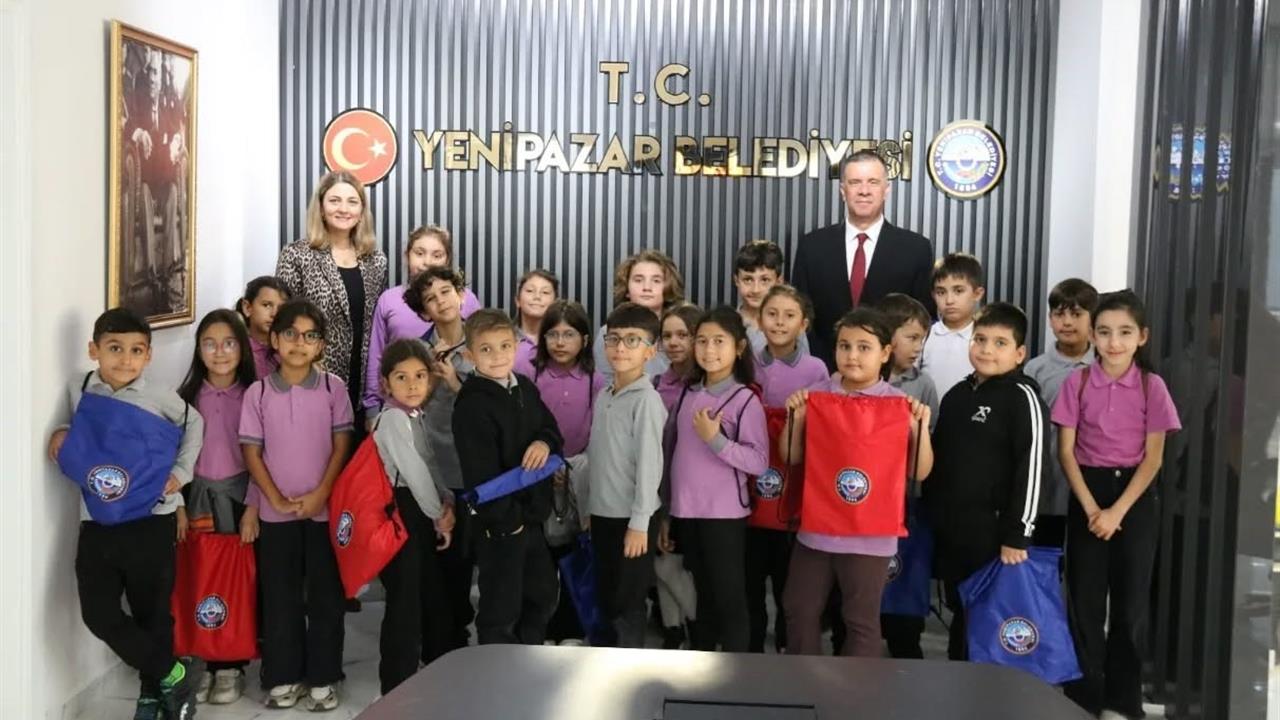 Aydın Yenipazar'da Başkan Ercan, Öğrencilerle Bir Araya Geldi