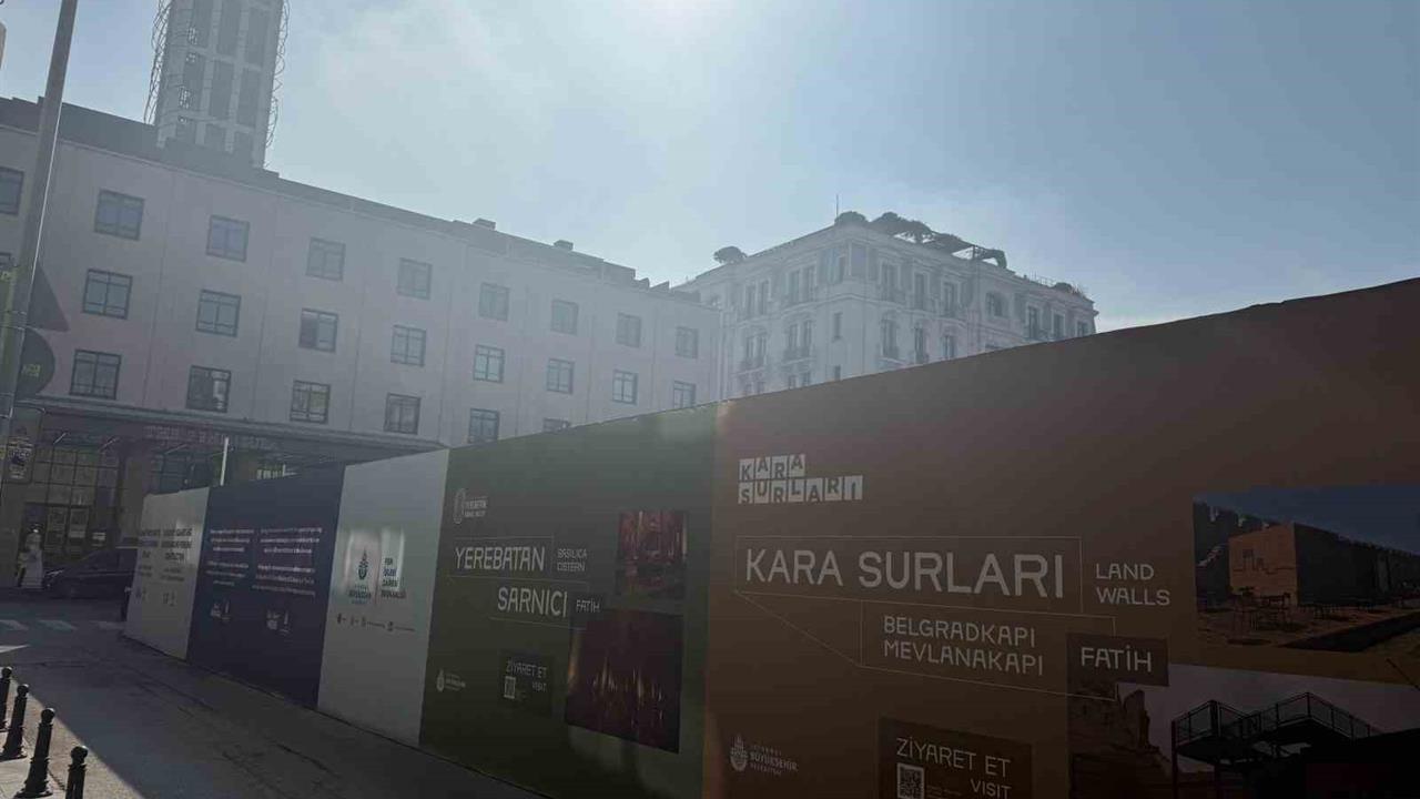 İstanbul Karaköy'de Otopark Sorunu Nedeniyle Esnaf Zor Durumda