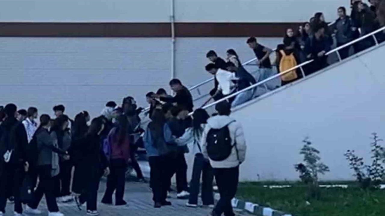 Iğdır Merkez'de Sopalı Saldırıyla Bir Öğrenci Yaralandı