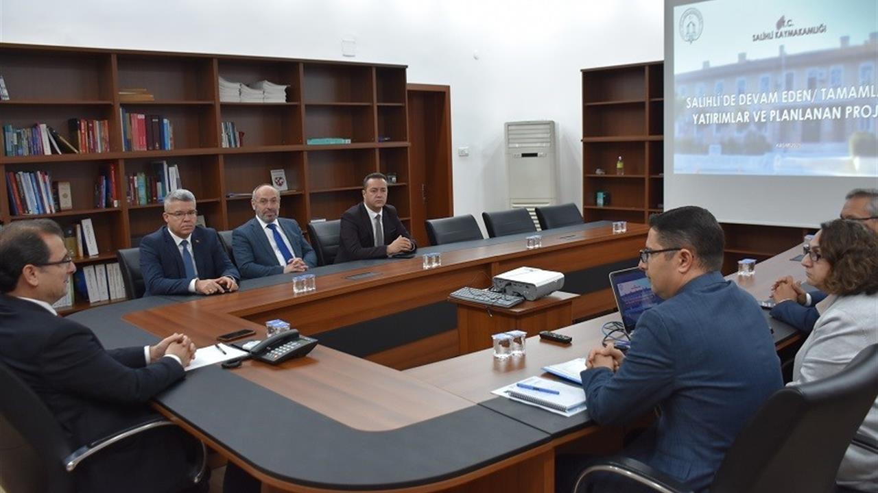 Salihli Manisa'da Kamu Yatırımları Toplantısı Yapıldı