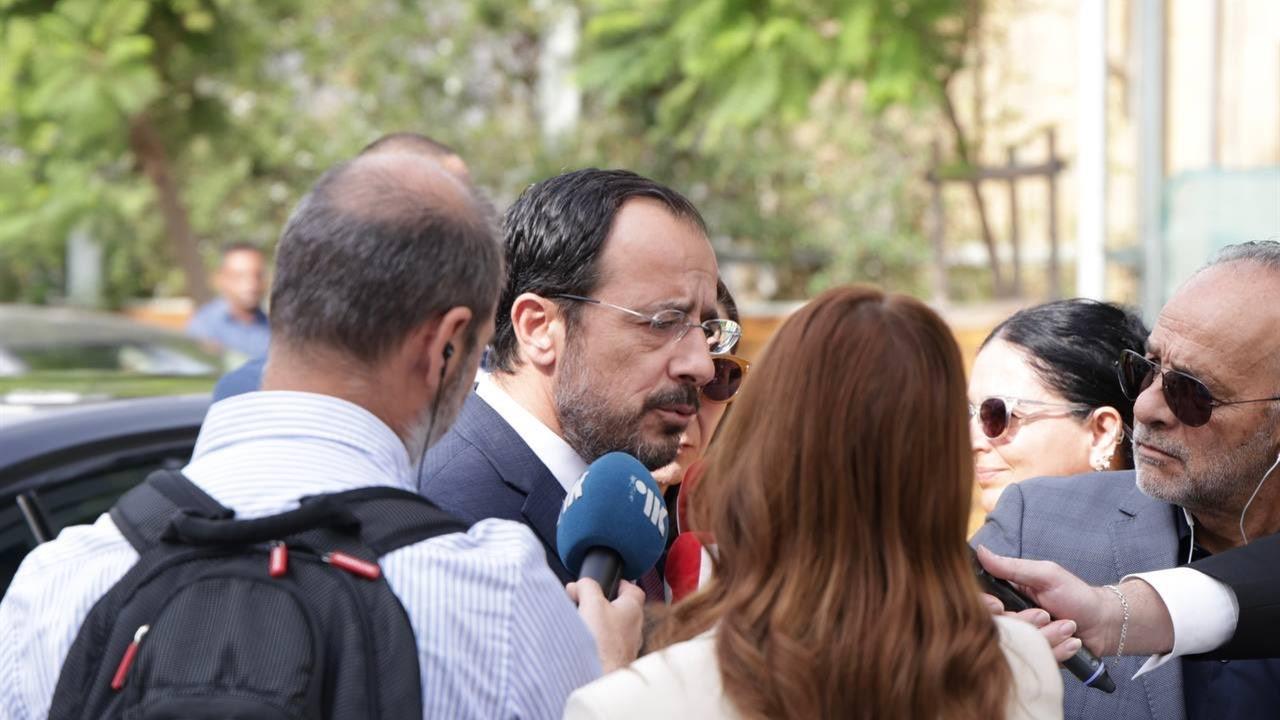 Lefkoşa'da Hristodulidis, Kıbrıs müzakerelerinin devam edeceğini duyurdu