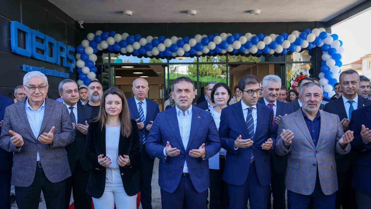 Bilecik'te OEDAŞ'ın Yeni Hizmet Binasının Açılış Törenine Katılım Yoğundu